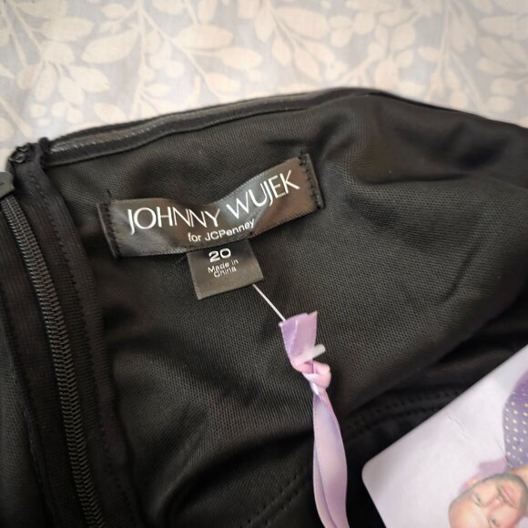 Johnny Wujek for JcPenney Holiday Dress - Picture 2 of 2